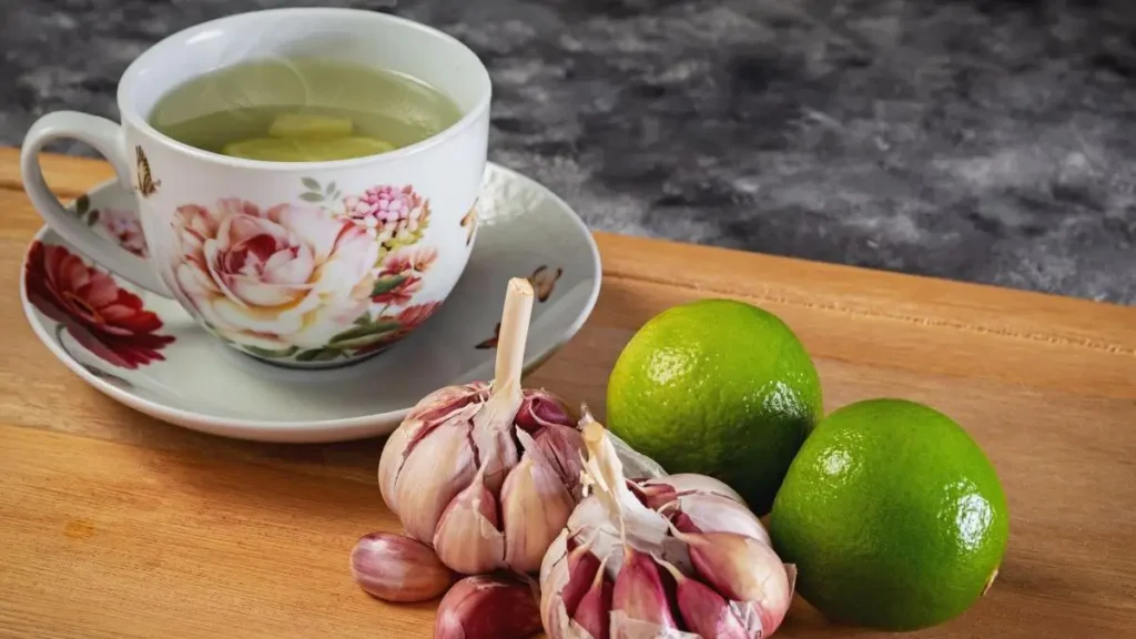 Descubra os Benefícios do Chá de Alho para Emagrecer de Forma Natural e Saudável